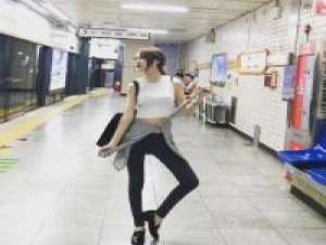 婪瘾。 也许我们不一定能走到