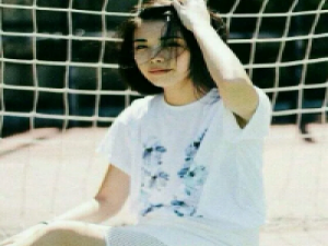 硬脾气 “听歌听到流泪只是因