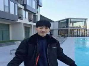 何思佳 何思佳 前任就那么重要么？为