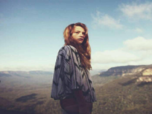 原谅我只有这点欧美范。 随便你一天几包烟也无