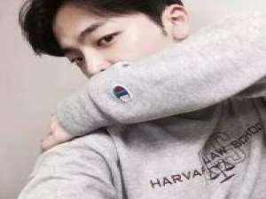 白衣玖制 因为在乎，才会乱想。