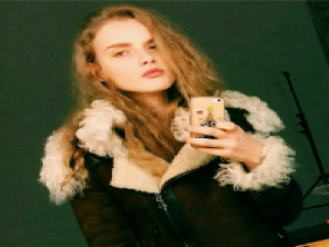 野渡. 别让我知道你过得不好