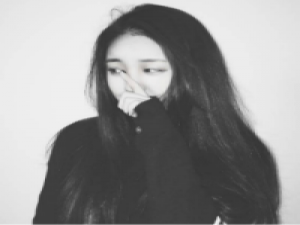 想要靠近却又害怕失去