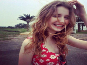 你陪她 我四海为家 追逐和奔跑不同，它是