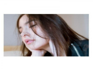 人生建议：和我在一起 你不曾给我一次回眸，