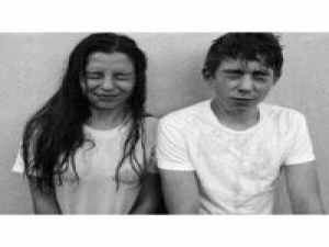 平庸 是因背影看得太多，才