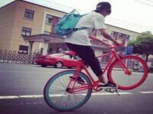 帅到掉渣。 有时候，我就是没来由