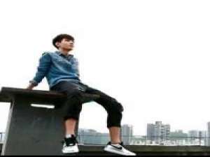 杨桐你们爱吗？ 等待一万年不长。 多