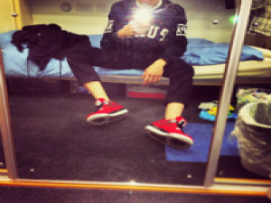 God-Father ：      只为你 有那么一个人，放在心