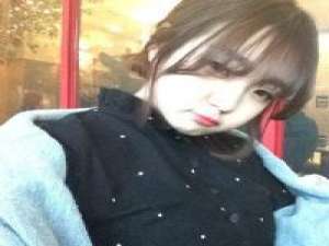 女 幸福的家庭是相同的，