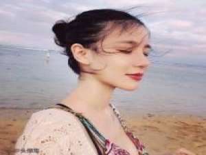 我的故事无人知晓. 亲近为难 快乐分享错