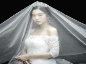 白玫瑰的颜色。 心动是什么味道，是彩