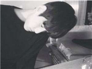 最感动的从来都是别人的故事 There is a