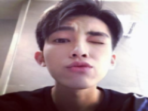 最后几张 这么美的年纪却要做那