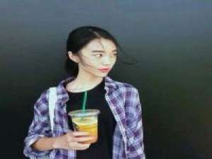 中考倒计时咯最后一次发图。 阳光下像个孩子，风雨