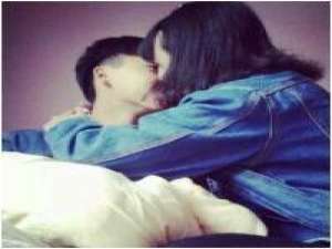 有他。 远离那些故意抹灭你自