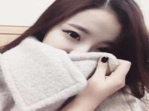 又不是什么都没有就不可活 有人说民谣很穷，因为