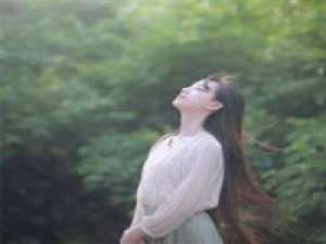 别再让不适合的人带走最好的你 有时候，我放手，看着