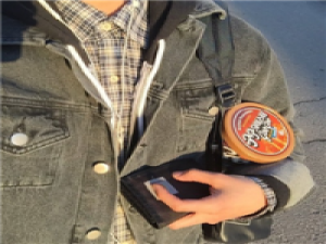 躺我怀里 告诉自己，不要委屈，