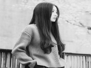 爱人不忠（黑白） 想见你的心，甜而忐忑