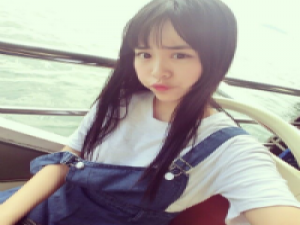 我怕没人比我更宠你 网上都是痴情郎，线下