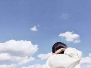 当你装作漫不经心把真