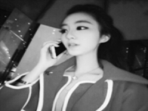 你说一句不要走我扔掉烈酒和自由 腦海裏出現你的身影、