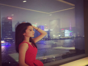 浪友与你. 我们各自僵持在原地，