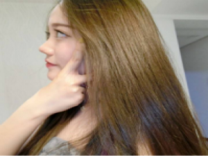 熬夜的瘾和遥远的你 喜欢一个人没有错，错