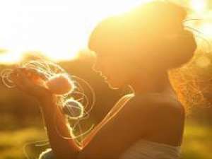 阳光正好，我爱你一分不少。 你是我心中的一首歌，