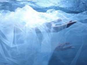 顾你：讲故事的人是故事里的人 哭泣，並不是因爲脆弱