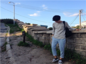 冬去春来 你会回来 你拿你的一辈子跟我赌