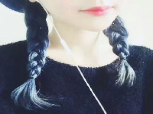 只可惜，你喜欢的样子我没有。 如若一切都是梦，那么