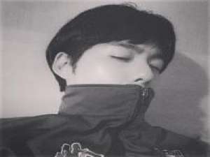 感情不够深才埋怨时间吧 我没必要委屈自己去讨