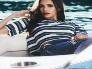 希望吹过我的风还能绕几圈去拥抱你 不告诉你，只是不想你