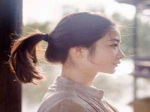 与你细数旧梦感叹着世事如期 这个世界从来就没有珍