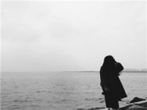 玩笑吧 一个人，从陌生走近你