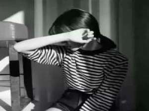 黑白。。。 现在的感情,远比不了