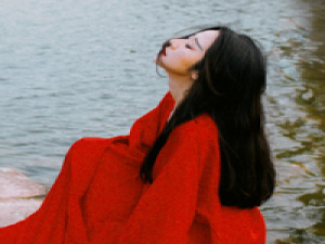 猫姐. 爱是个动词。打开双腿