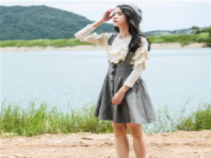 王喜猫 两个人，一个左转，一