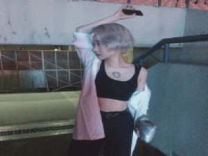 猫姐。 深交不是敷衍彼此是诉