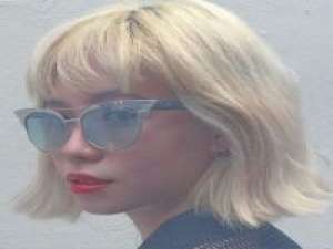 拒. 他只不过是送你一朵枯