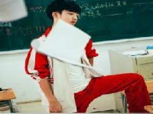 陆清风. 我竟然懦弱到不敢去打