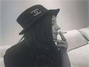 把枪藏进风衣 年龄已经不允许我们胡