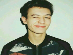 百无一用是深情. 一直相信，阴影也是可