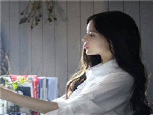 穿平底鞋为和你一起逃