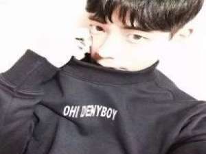 猎物从不知自己被盯上。 每一个矜持淡定的现在