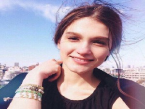 大娱乐家 肤浅的爱容易干涸 大