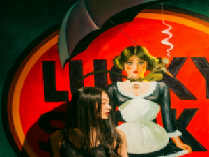 处处苍翠都似你裙边 我会尊重你所做的每一