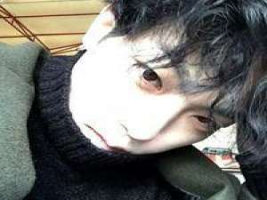 怎么看我都不像一个令人安心的存在. 好听的歌不怕老 值得